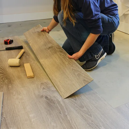 WPC Free Samples 100% Waterproof Spc Floor Dry Back PVC Vinyl Flooring 