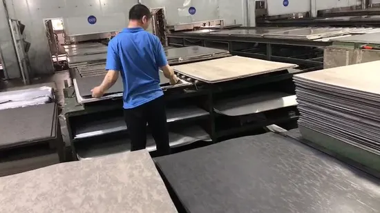 Waterproof Laminate Wooden Plastic PVC Lvt Spc Click Vinyl Flooring 